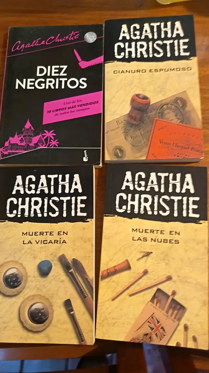 Colección de libros Agatha Christie edición La Nación - 5