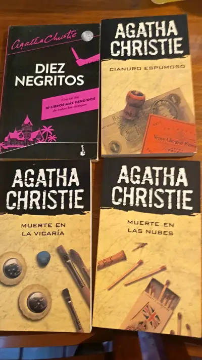 Colección de libros Agatha Christie edición La Nación - miniatura 5