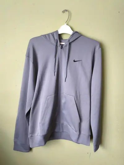 Polerón con capucha Nike gris para hombre - miniatura 1