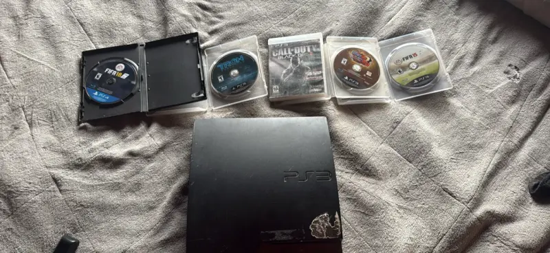 Consola PS3 con juegos incluidos