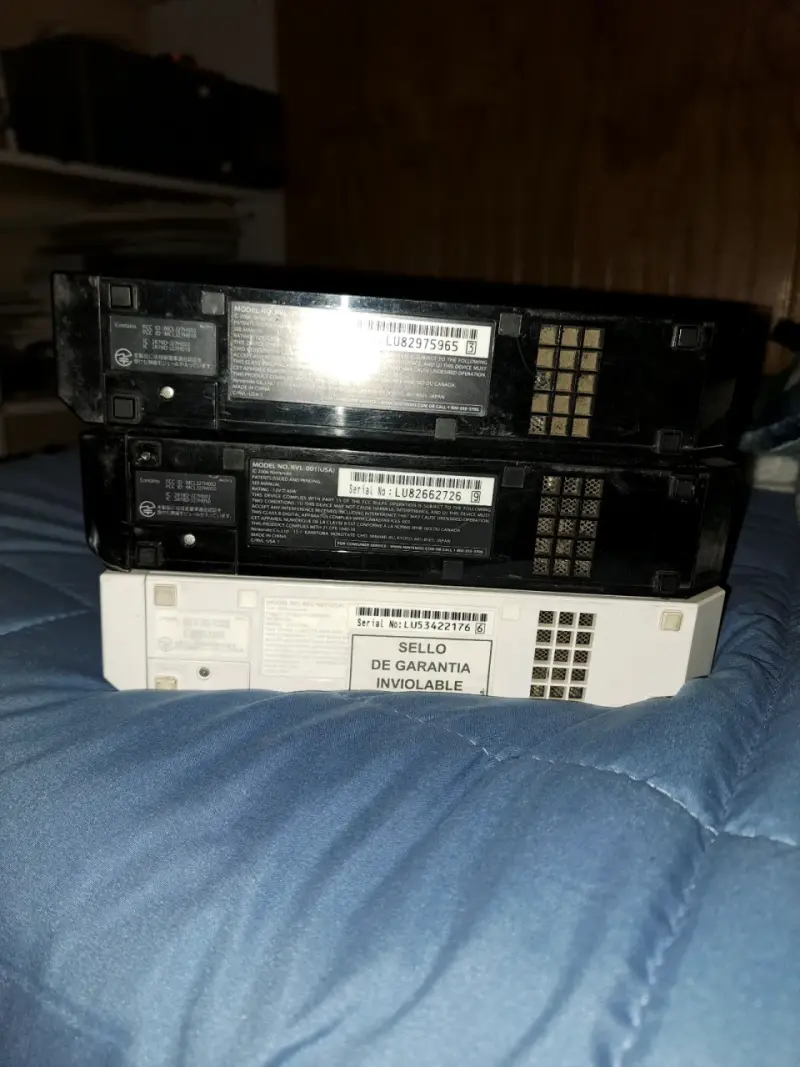 Lote 3 nintendo Wii con detalles, sin cables - 2