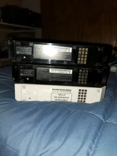 Lote 3 nintendo Wii con detalles, sin cables - miniatura 2