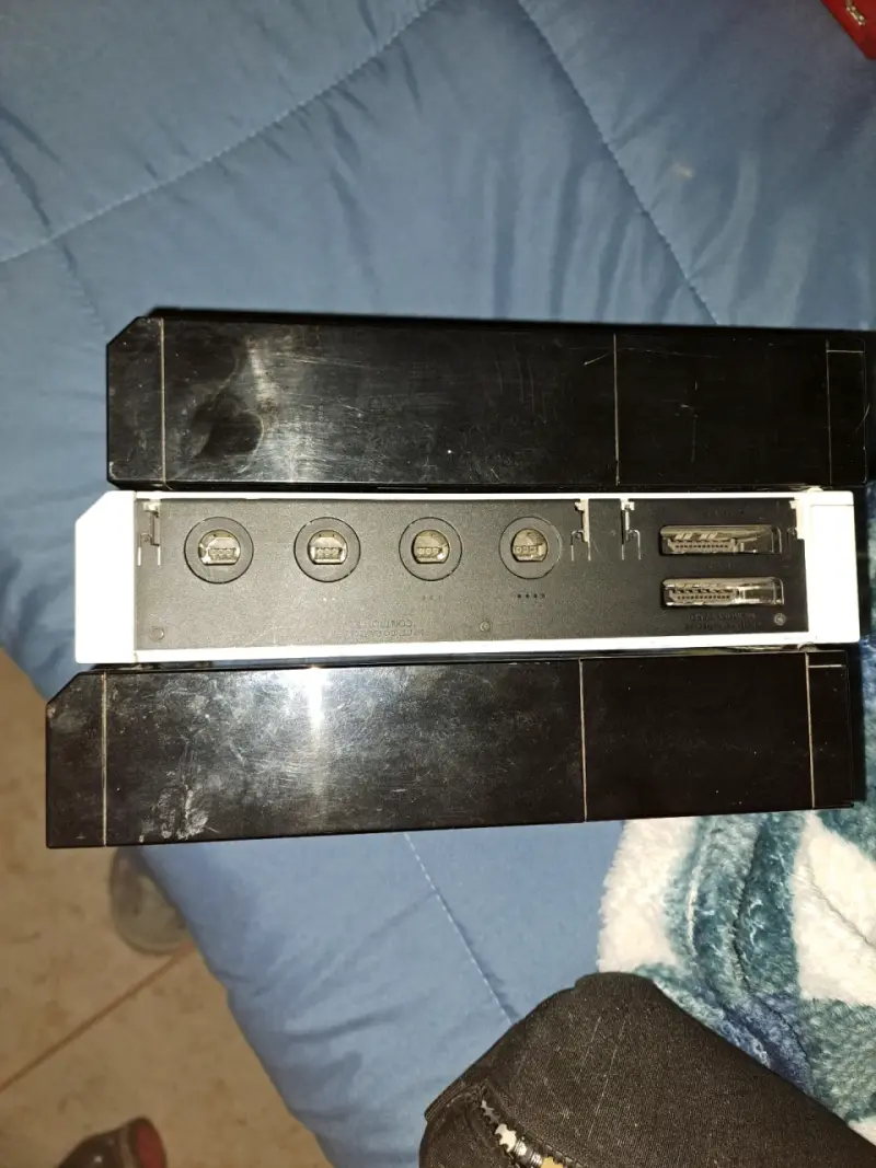 Lote 3 nintendo Wii con detalles, sin cables - 3