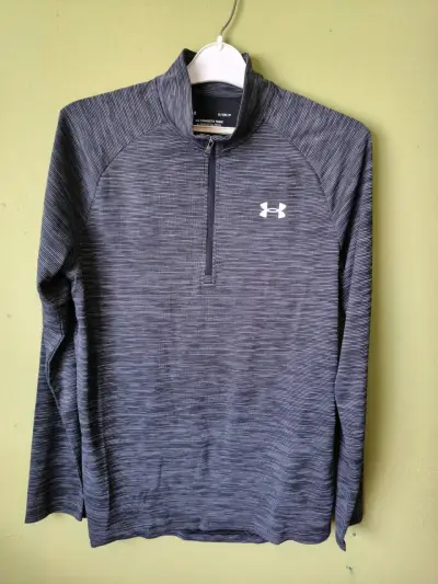 Polerón deportivo gris Under Armour para hombre - miniatura 1