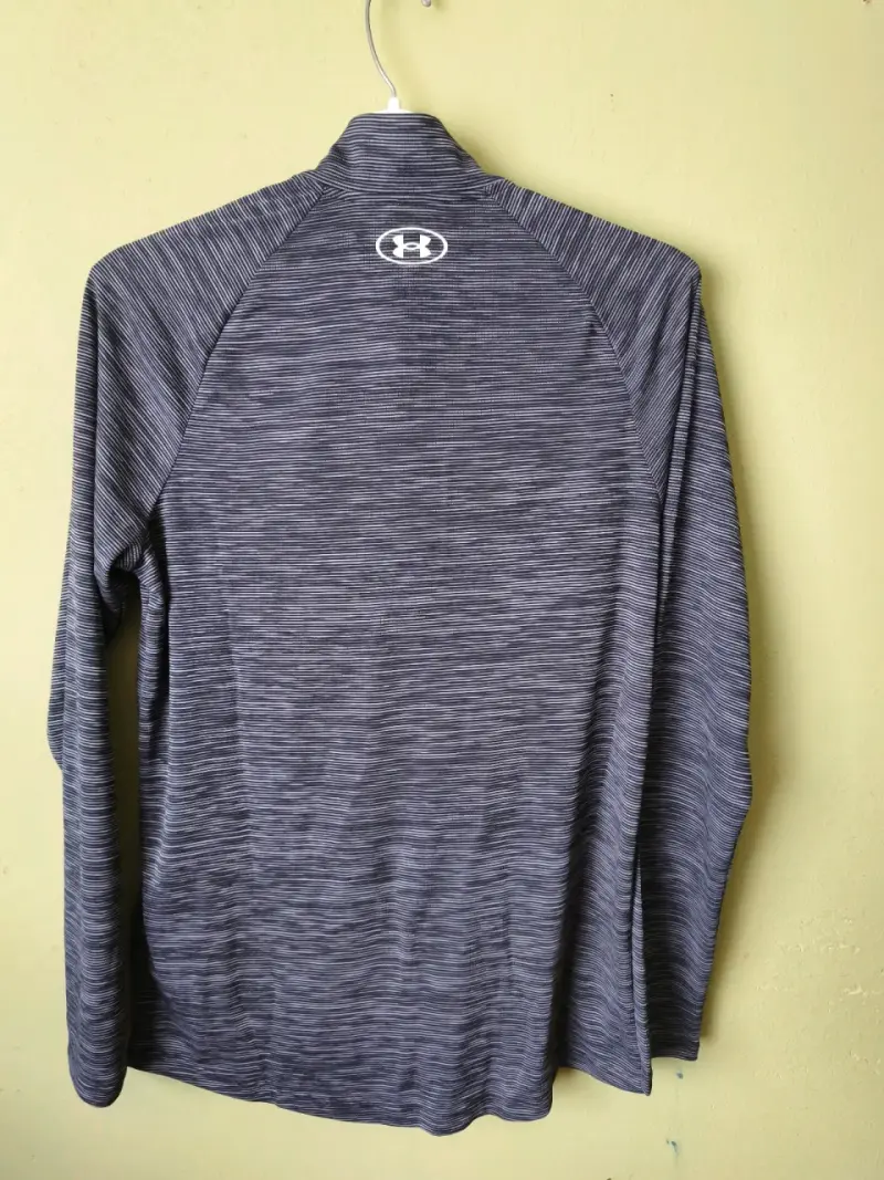 Polerón deportivo gris Under Armour para hombre - 2