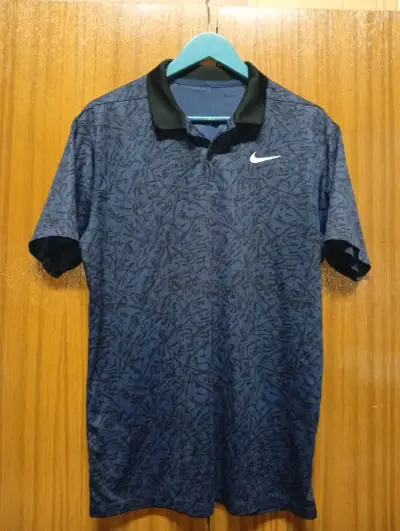 Polera Polo Nike Azul con Estampado - miniatura 1