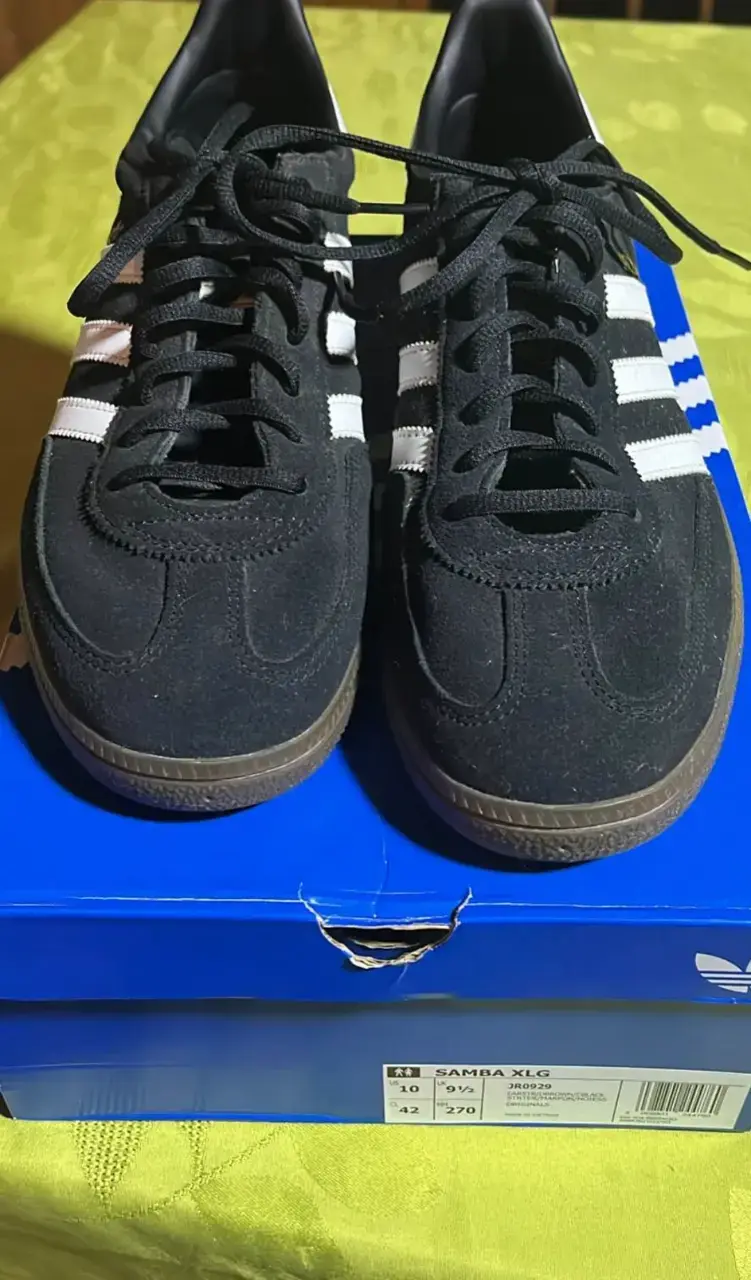 Zapatillas Adidas Spezial negras y blancas - 3
