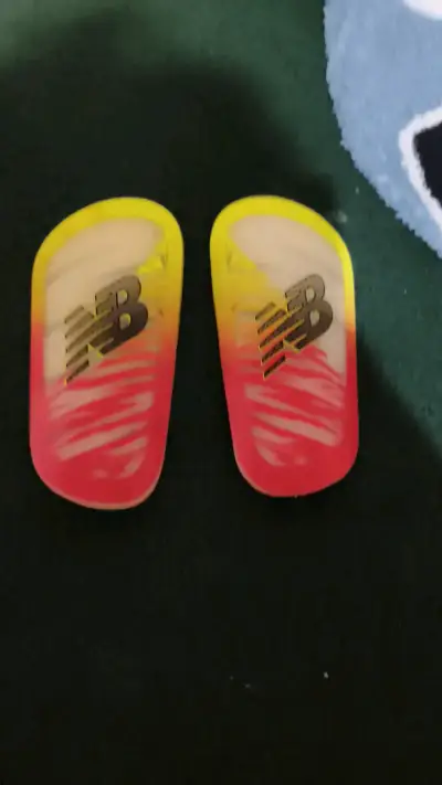 Plantillas deportivas New Balance coloridas - miniatura 1