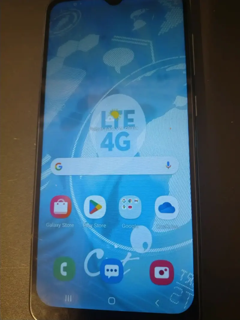 Smartphone Samsung Galaxy A30 en buen estado - 1