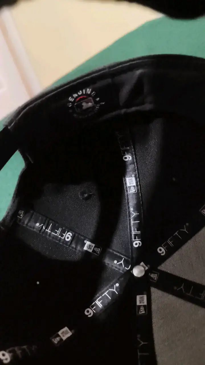 Gorra Snapback Negra New Era 9Fifty - 4