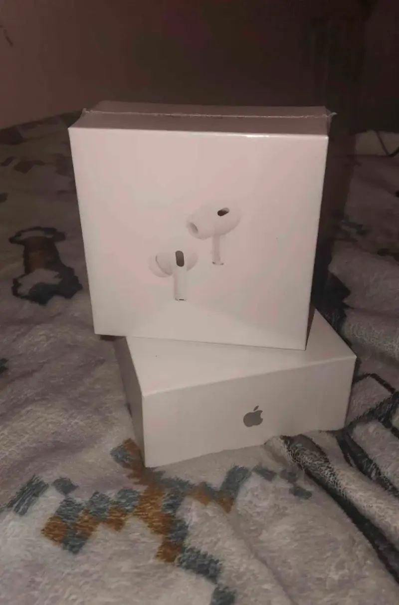 Auriculares inalámbricos Apple AirPods Pro 2 - 1