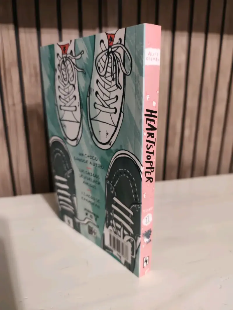 Libro Heartstopper Tomo 1 de Alice Oseman - 3