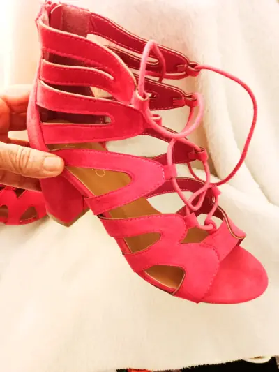 Sandalias de tacón alto Fucsia con cordones - miniatura 1