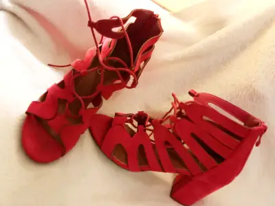 Sandalias de tacón alto Fucsia con cordones - miniatura 3