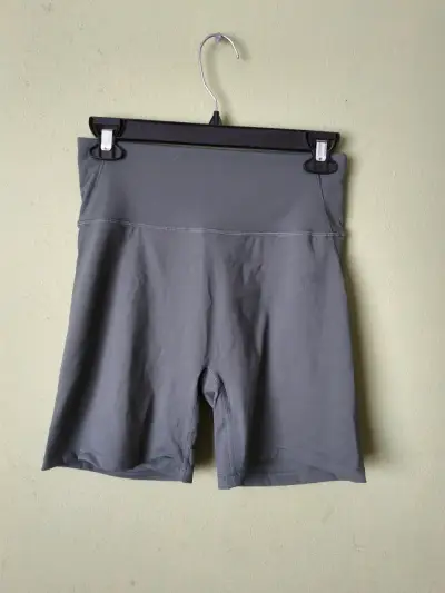 Calza corta deportiva gris para mujer - miniatura 1