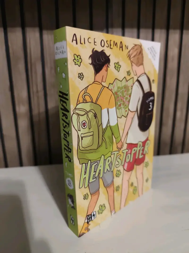 Libro Heartstopper Tomo 3 de Alice Oseman