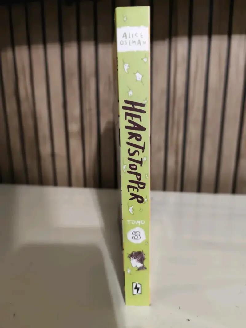 Libro Heartstopper Tomo 3 de Alice Oseman - 3