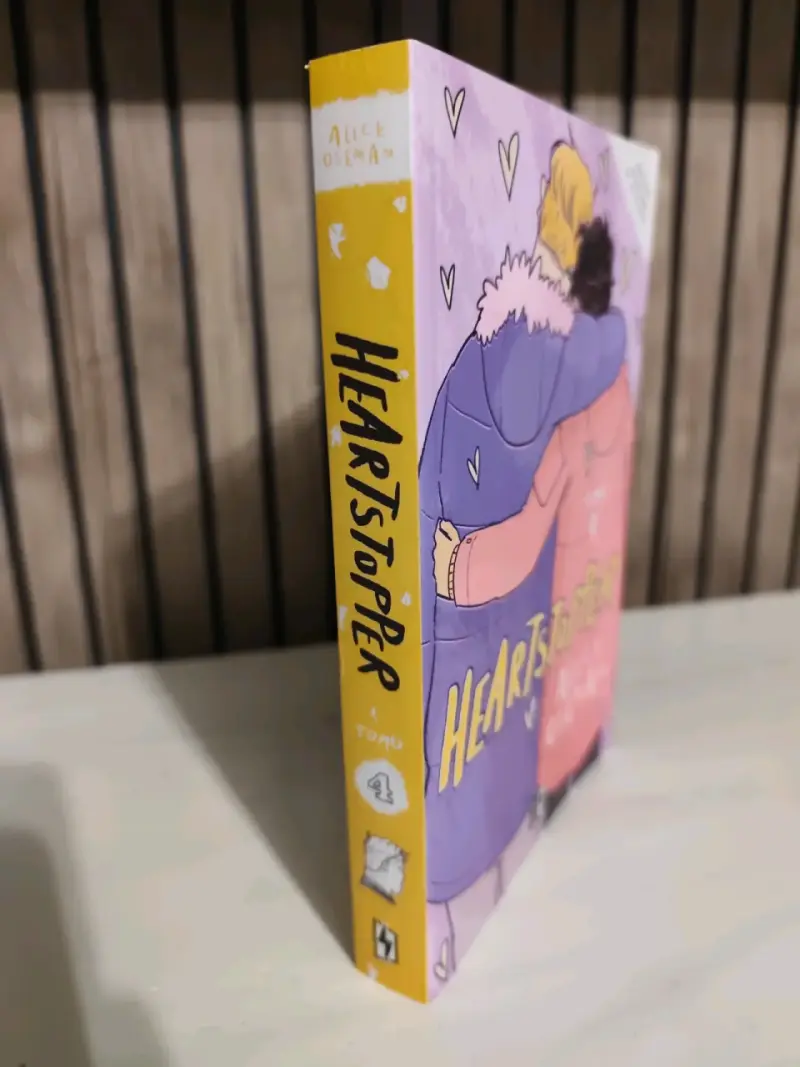 Libro Heartstopper Tomo 4 de Alice Oseman - 3