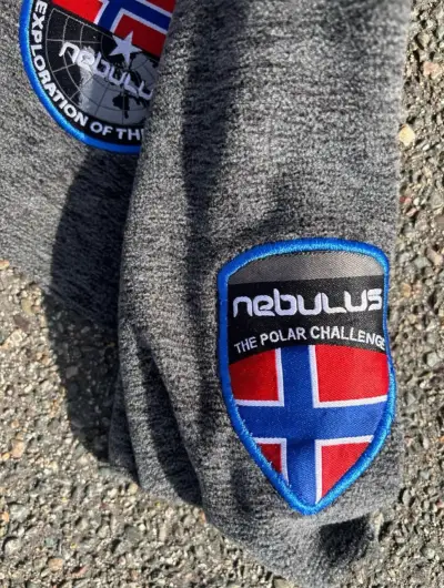 Polerón con capucha Nebulus gris con bandera🇳🇴 - miniatura 4
