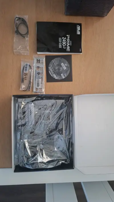 Placa Madre ASUS Prime Z490-P con Aura Sync - miniatura 3