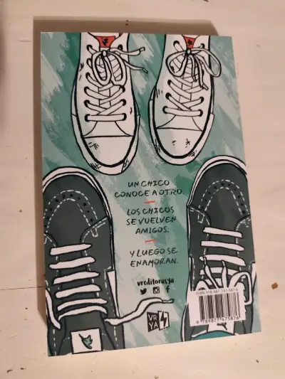 Libro Heartstopper Tomo 1 de Alice Oseman - miniatura 4