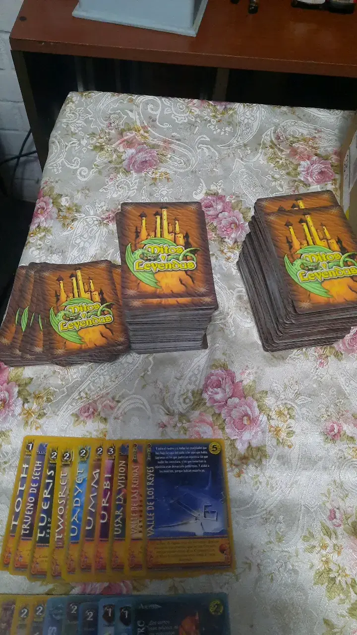 Colección de Cartas Mitos y Leyendas TCG - 5