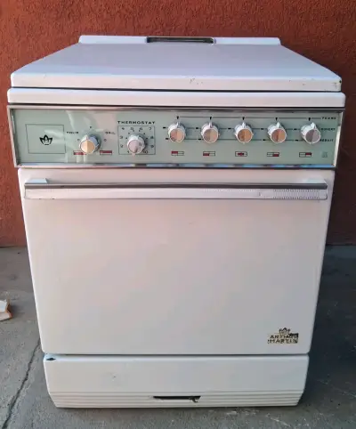 Cocina a gas vintage Arthur Martin en buen estado - miniatura 1