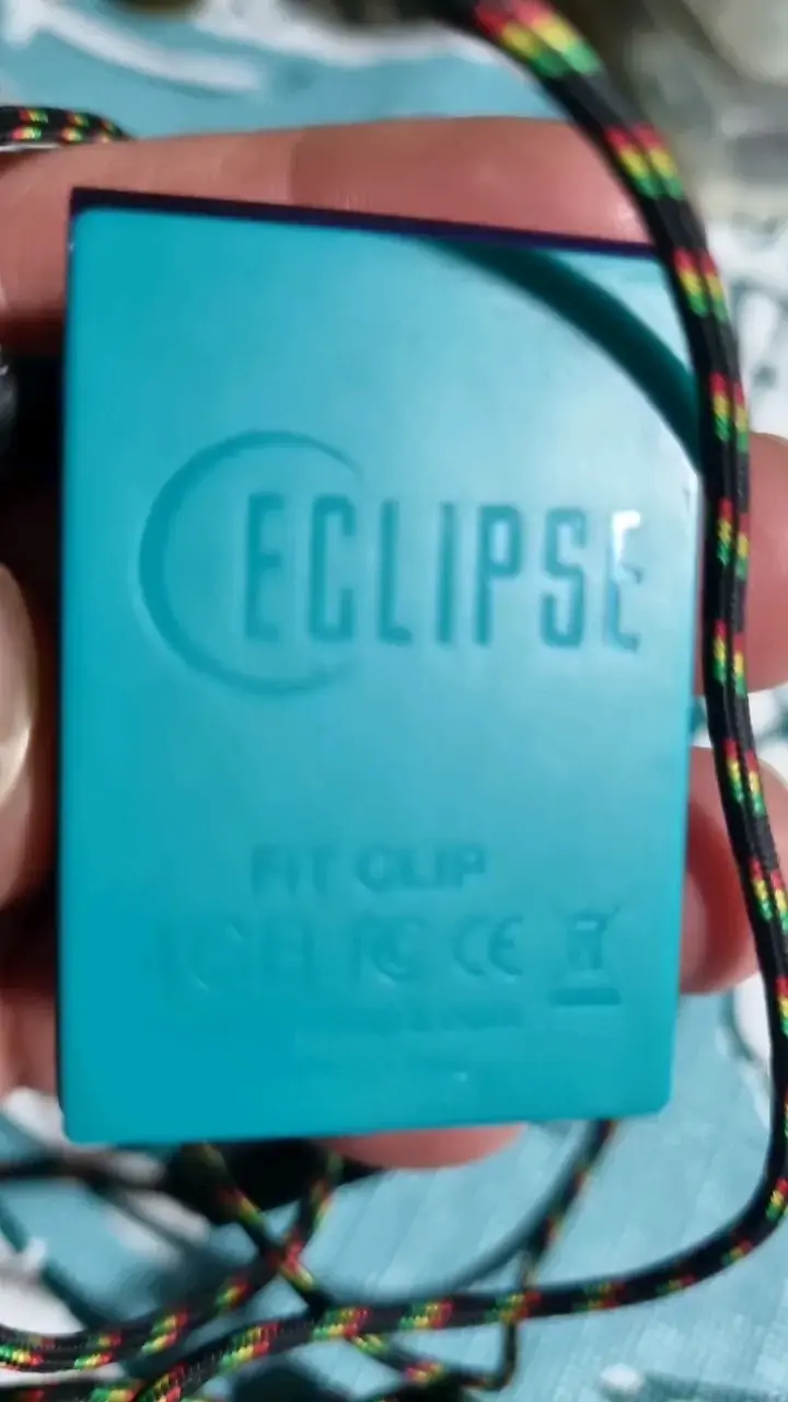 Reproductor MP3 Eclipse Fit Clip 4GB Morado - 3