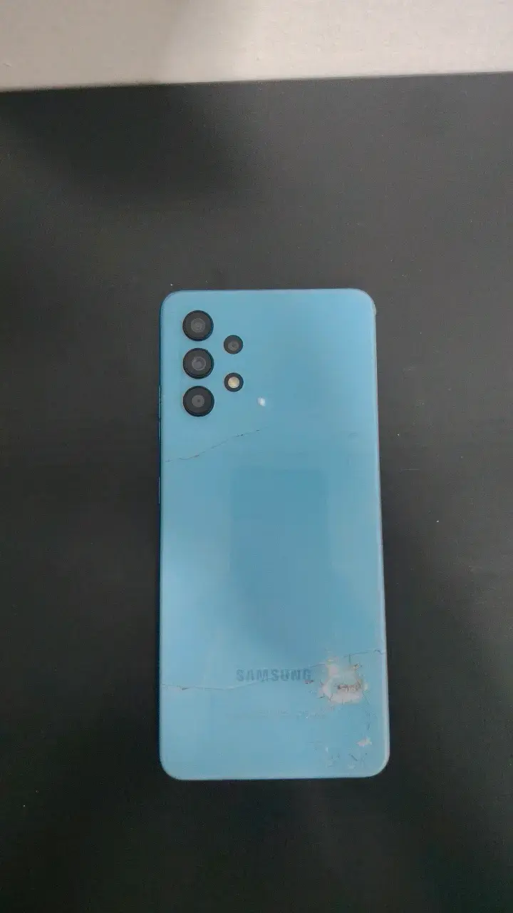 Smartphone Samsung Galaxy A32 en buen estado - 2