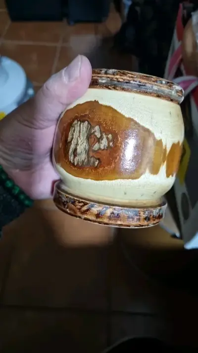 Mate de madera artesanal con interior de acero - miniatura 1