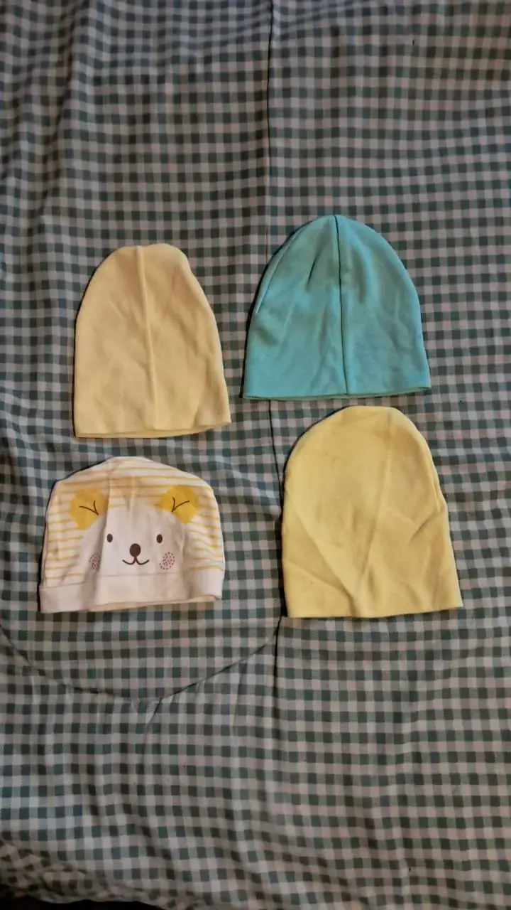 Set de gorros para bebé con diseños variados - 2
