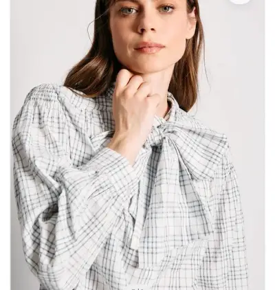 Blusa nueva, talla M - miniatura 2