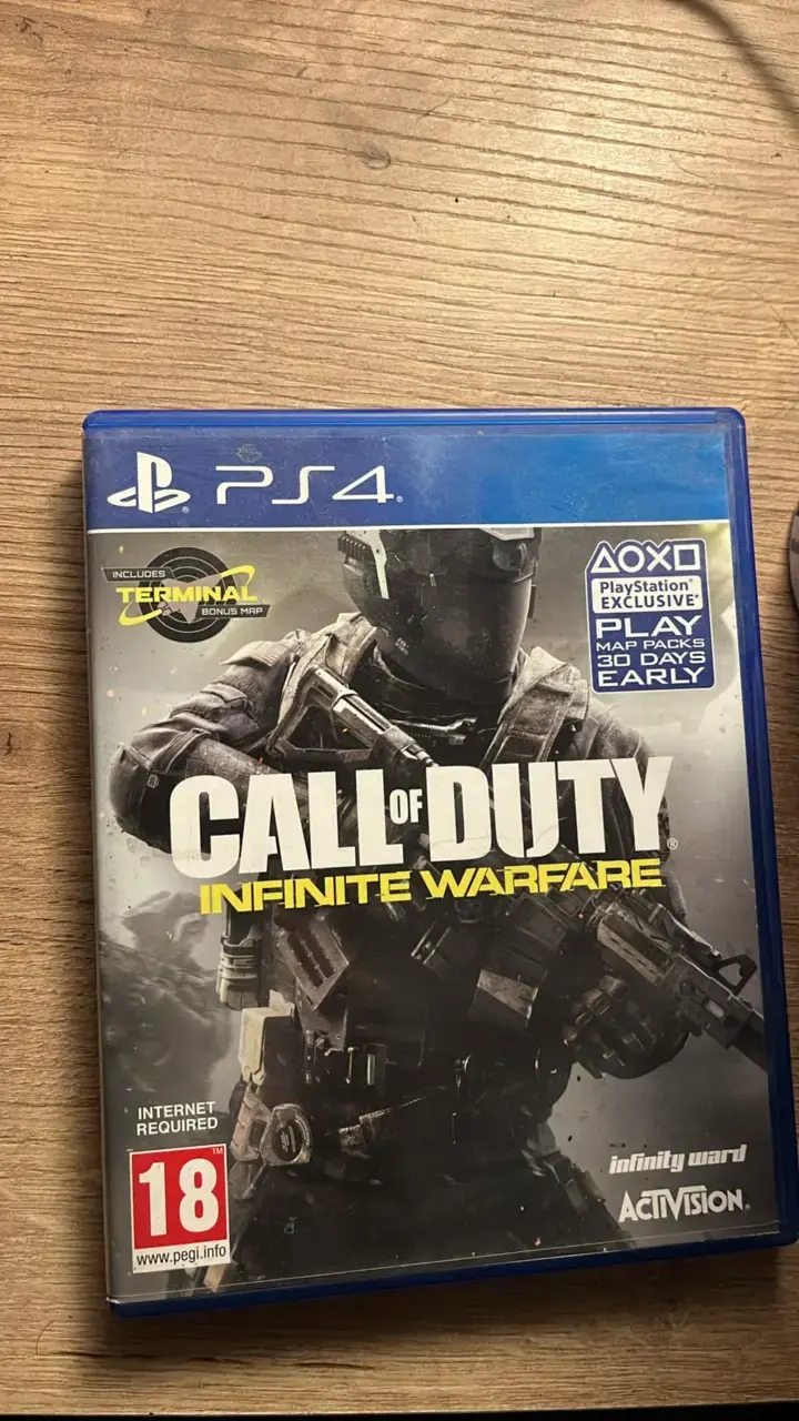 Juegos PS4 Call of Duty WWII e Infinite Warfare - 4