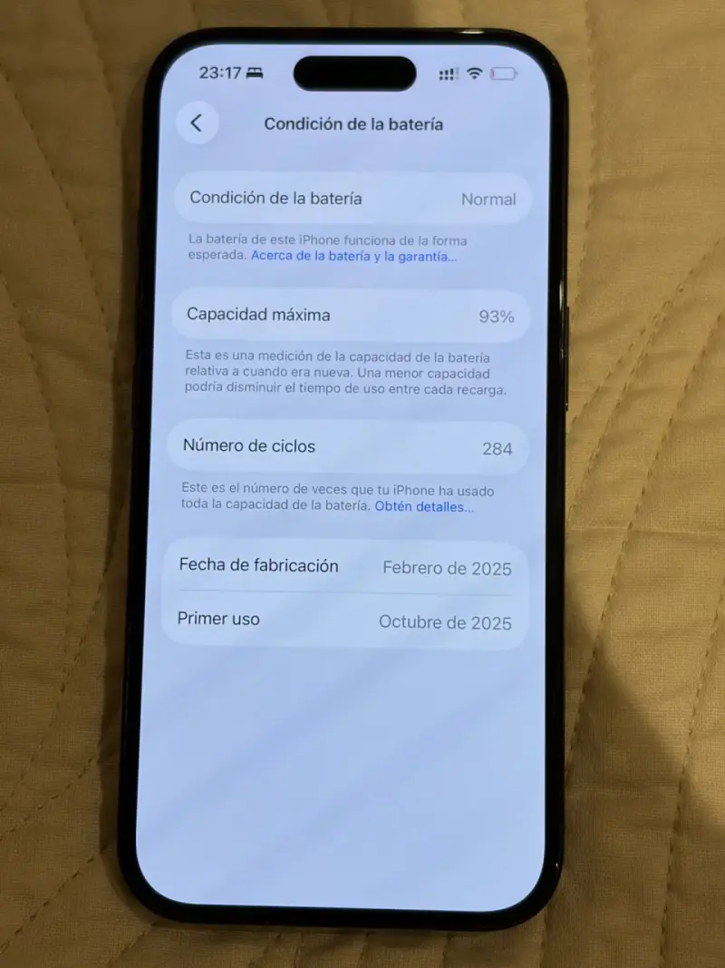 iPhone 16 - 256gb negro menos de un año de uso - 6