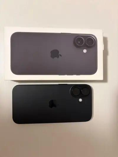 iPhone 16 - 256gb negro menos de un año de uso - miniatura 1