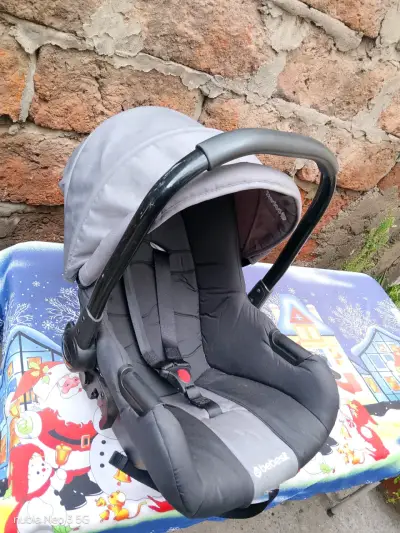 Silla de Auto Bebesit para Bebé en Buen Estado - miniatura 5