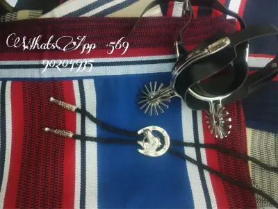 Conjunto de Huaso Chileno con Sombrero y Espuelas - miniatura 3