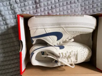Zapatillas  Nike cort vision altas - miniatura 3