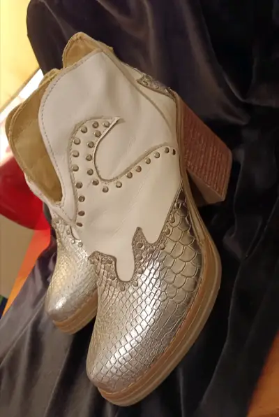 Botines vaqueros 100% cuero - miniatura 1