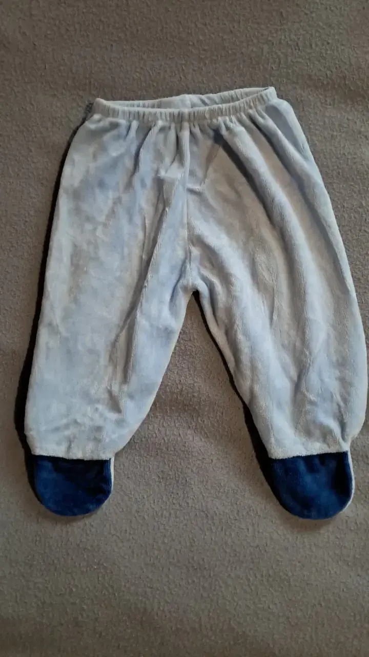 Pantalones de bebé con pies suaves y estampados - 4