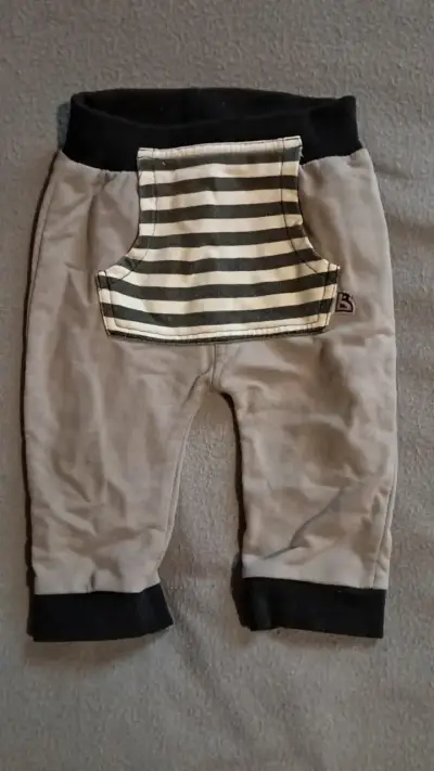 Conjunto de pantalones para bebé en varios colores - miniatura 4