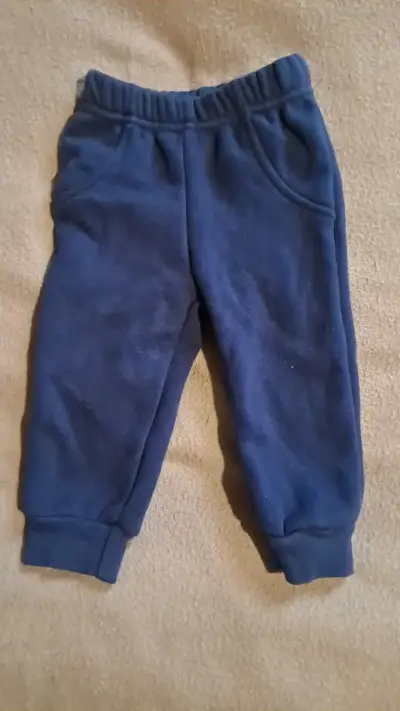 Pantalones de bebé con estampado deportivo - miniatura 1