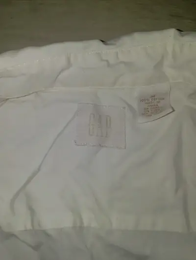 Camisa Blanca Manga Larga GAP para Hombre - miniatura 2