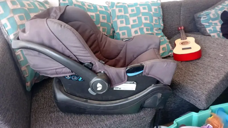 Silla de auto para bebé Joie Infanti gris - 2