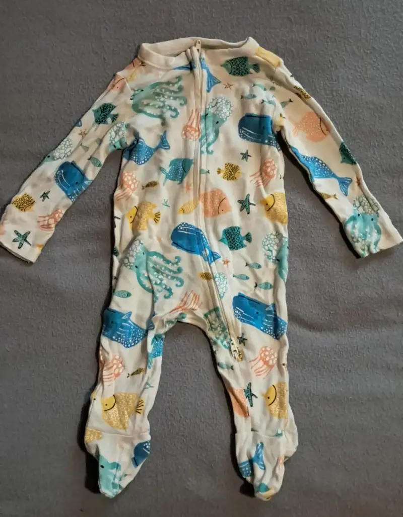 Conjunto de pijamas de bebé con diseños variados - 2