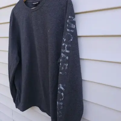 Polera Michael Kors gris oscuro para hombre - miniatura 2