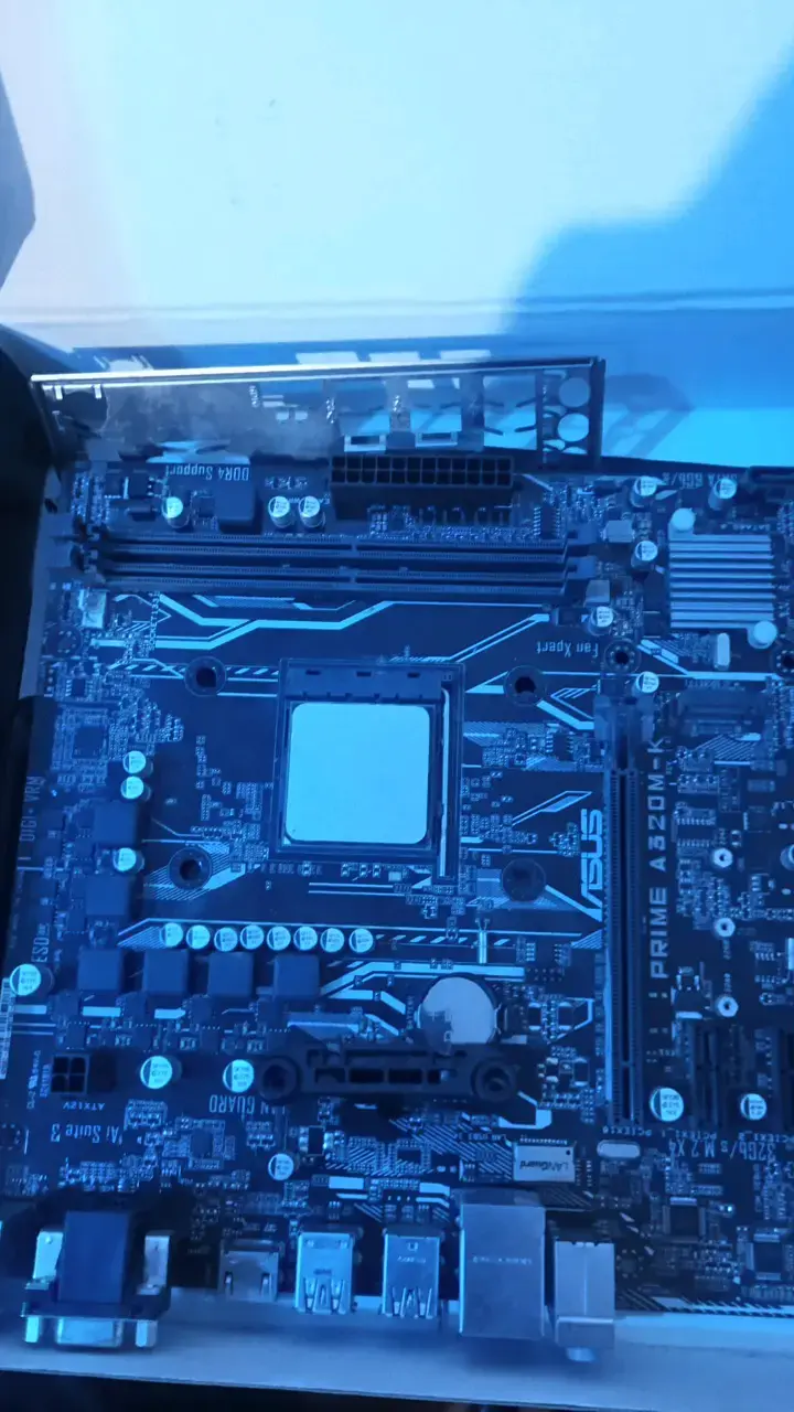Prime A320M-K + ryzen 5 + disipador - 2