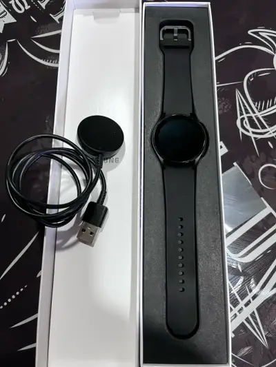 Samsung Galaxy Watch4 Negro - miniatura 1