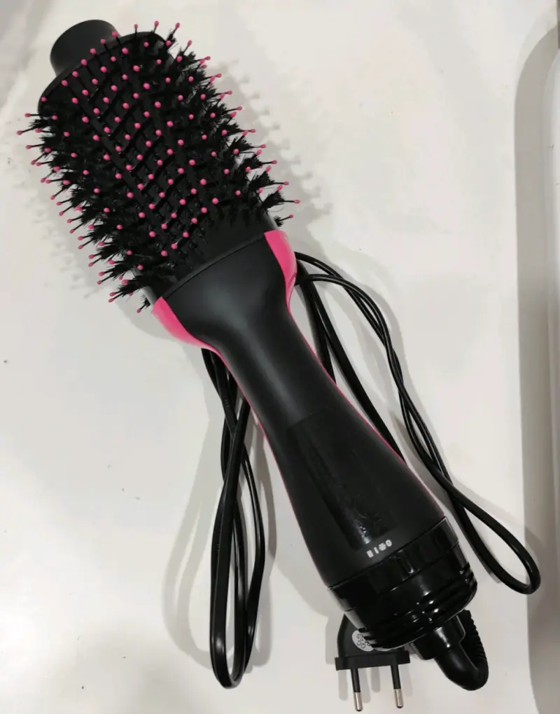 Cepillo Secador Revlon One-Step Negro y Rosa - 2