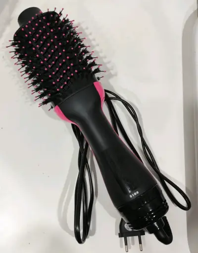 Cepillo Secador Revlon One-Step Negro y Rosa - miniatura 2